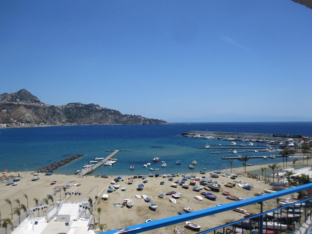 Hotel Panoramic Giardini Naxos Exterior foto